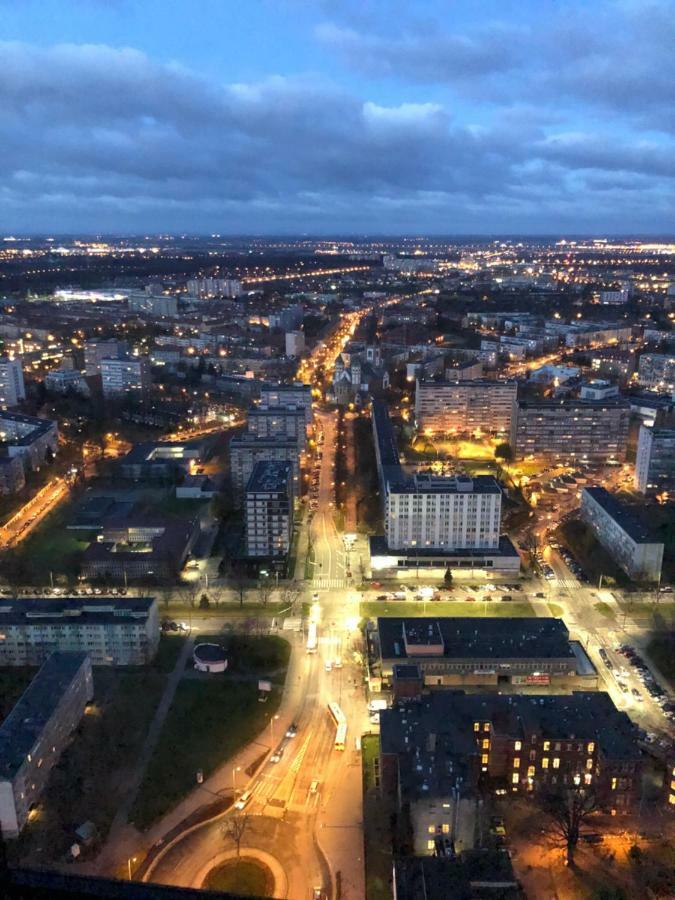 Vantage Point Apartament Sky Tower Wrocław Exteriör bild